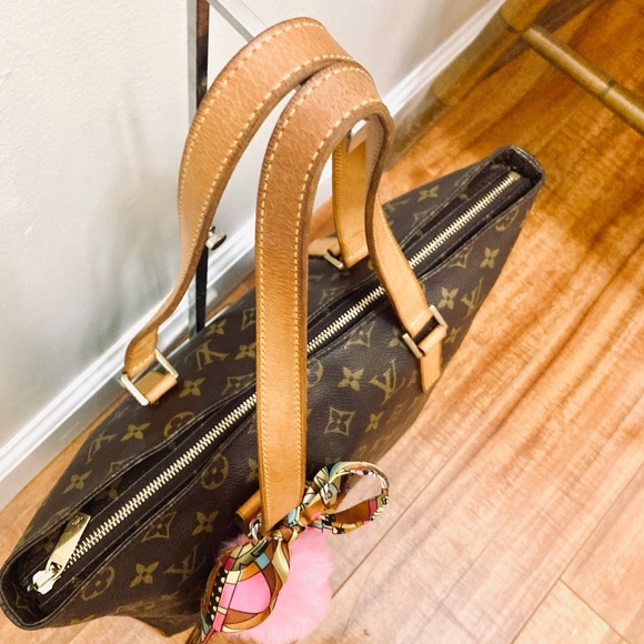 Louis Vuitton Cabas Mezzo - Picture 10 of 16